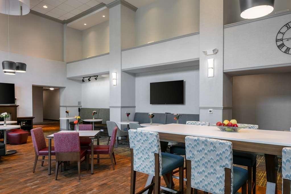 Hampton Inn & Suites Grafton Restaurant foto